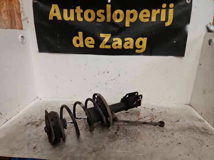 Schokdemperpoot links-voor van een Renault Megane, Auto-onderdelen, Ophanging en Onderstel, Renault, Gebruikt, 3 maanden garantie