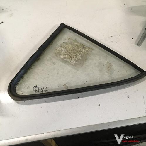 Opel Kadett C Ruit Linksachter  ( driehoek ), Auto-onderdelen, Ruiten en Toebehoren, Gebruikt, Ophalen of Verzenden