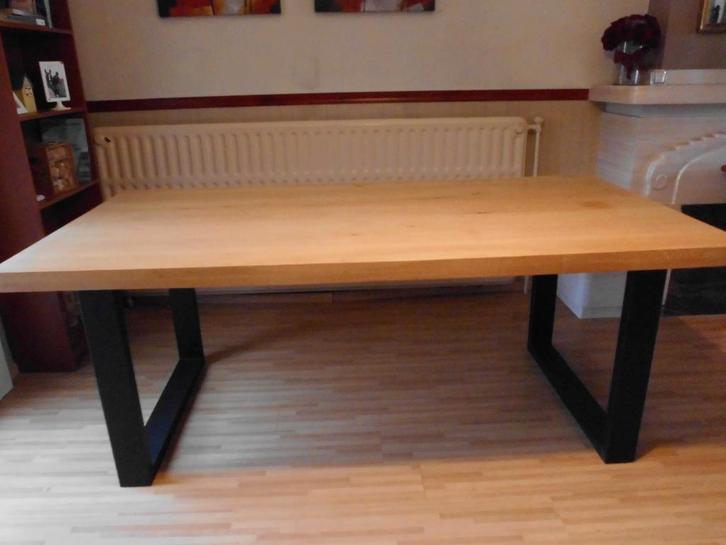 eettafel  van eik, Huis en Inrichting, Tafels | Eettafels, Zo goed als nieuw, Eikenhout, Metaal, Ophalen