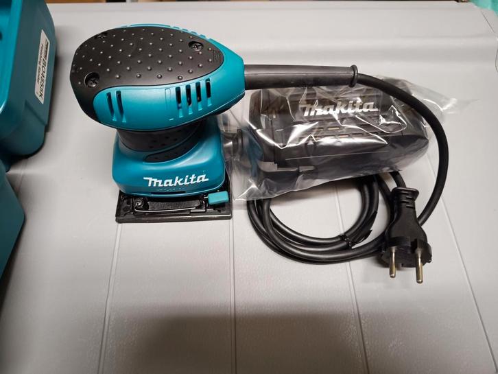 Makita BO4555K Vlak Delta Schuurmachine 200w nieuw, Doe-het-zelf en Bouw, Gereedschap | Schuurmachines, Nieuw, Ophalen