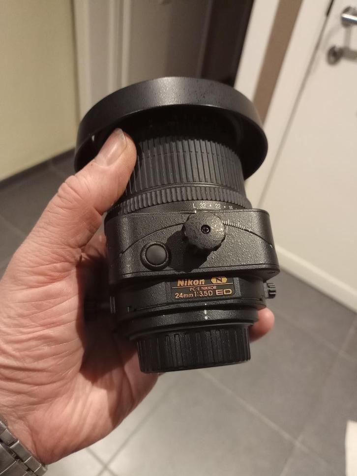 Nikon 24mm F/3.5 PCE (T/S), Audio, Tv en Foto, Foto | Lenzen en Objectieven, Zo goed als nieuw, Groothoeklens, Ophalen