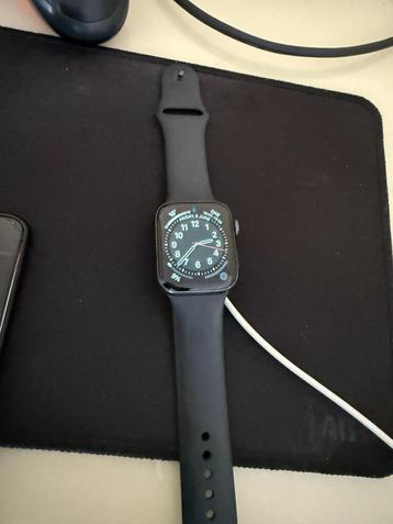 Apple Watch series Space gray 5 44mm beschikbaar voor biedingen