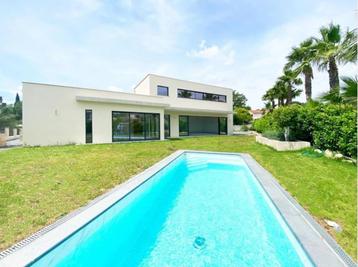 Eigentijdse woning 215m2  beschikbaar voor biedingen