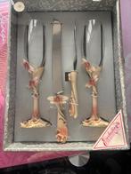 Joli coffret ensemble de vaisselle pour mariage ou fête, Enlèvement ou Envoi, Neuf, Décoration