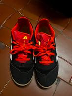 Zaalvoetbalschoenen merk Adidas maat 35, Kinderen en Baby's, Kinderkleding | Schoenen en Sokken, Ophalen, Zo goed als nieuw