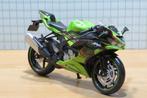 Kawasaki Ninja ZX-6R 636 green/blk 1:12 644106, Enlèvement ou Envoi, Neuf, 1:9 à 1:12, Moteur
