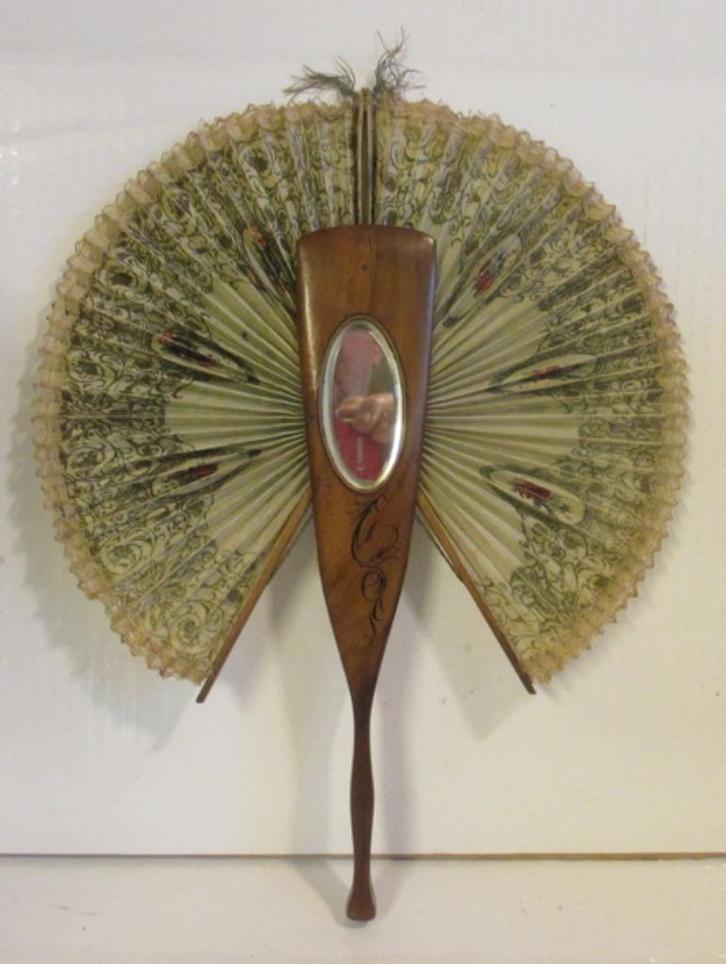 antieke waaier in olijfhouten handvat met marqueterie, Antiek en Kunst, Curiosa en Brocante, Verzenden