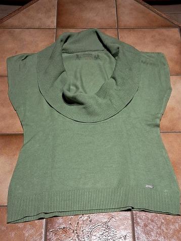 Lola & Liza 38 groene trui met wijde col beschikbaar voor biedingen