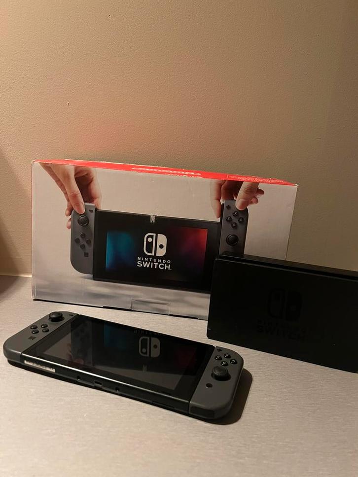 Nintendo switch, Games en Spelcomputers, Games | Nintendo Switch, Refurbished, Overige genres, 1 speler, Vanaf 12 jaar, Online