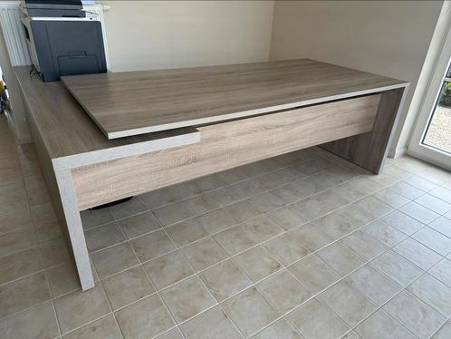 Bureau kantoor, Huis en Inrichting, Bureaus, Zo goed als nieuw, Bureau, Ophalen