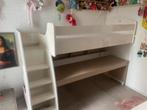 Hoogslaper met bureau en matras, Kinderen en Baby's, Kinderkamer | Complete kinderkamers, Ophalen, Zo goed als nieuw, Jongetje of Meisje