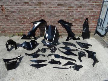 Complete Kuipset + Koplamp Yamaha YZF R1 2015-2016-2017-2018 beschikbaar voor biedingen