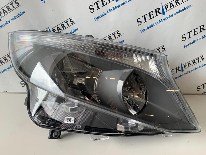 Koplamp rechts van een Mercedes Vito, Auto-onderdelen, Verlichting, Mercedes-Benz, Nieuw, 12 maanden garantie, Ophalen of Verzenden