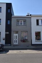 RIJWONING, Tot 200 m², 2 kamers, Tussenwoning, Kortrijk