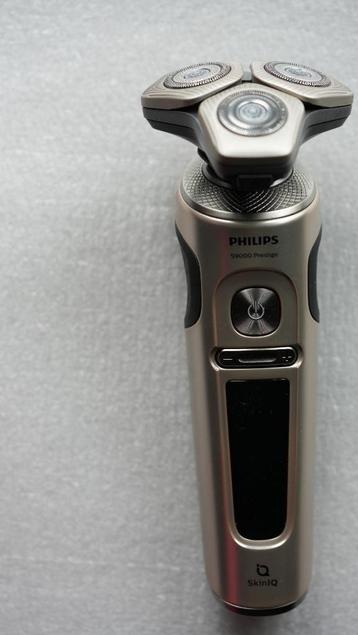 Shaver Ph  S9000 -  SP9883/36 prestige + gar  Topdeal beschikbaar voor biedingen