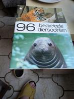 96 bedreigde diersoorten, Ophalen of Verzenden, Gelezen, Prentenboek