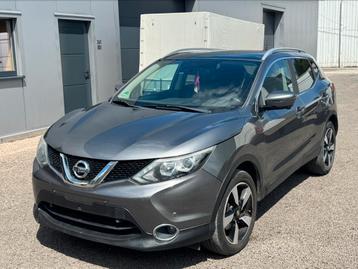 Nissan Qashqai 2016 150.000km benzine 1.2 euro6 beschikbaar voor biedingen