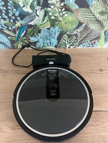 Miele RX1 robotstofzuiger beschikbaar voor biedingen