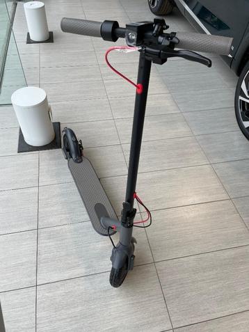 Elektrische step 350W - 36V - 25 km/u beschikbaar voor biedingen