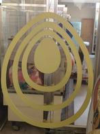 Paasei hangend winkeldecoratie, Ophalen