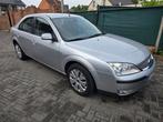 Ford Mondeo GEKEURD VOOR VERKOOP met perfect werkende airco., Auto's, Voorwielaandrijving, Stof, Zwart, Mondeo
