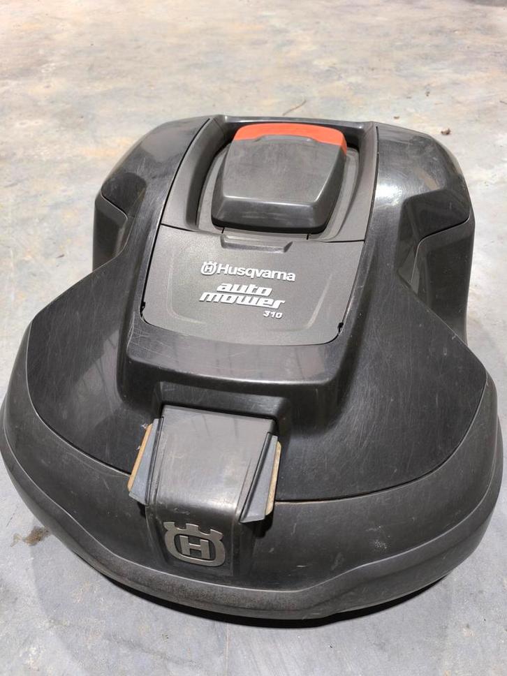 Husqvarna automower 310  grasrobot, Tuin en Terras, Robotmaaiers, Ophalen