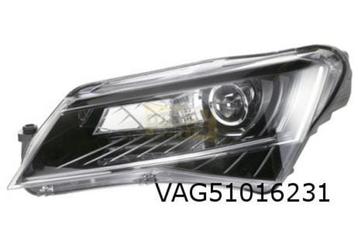 Skoda Superb (3/15-9/19) Koplamp Links (HID) OES! 3V1941017A disponible aux enchères