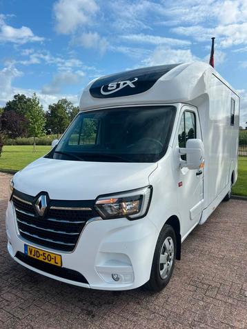 Prachtige en luxe STX  paardenwagen! 2021 - Automaat! beschikbaar voor biedingen