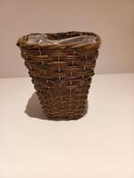 rieten bloempotje, Enlèvement ou Envoi, Utilisé