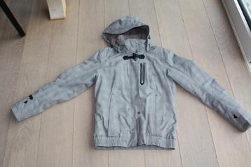 Mooie warme grijze jas van Quechua, maat M beschikbaar voor biedingen