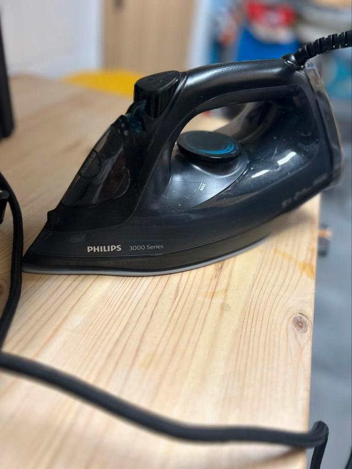 Philips strijkijzer + Brabantia strijkplank, Elektronische apparatuur, Strijkijzers en Strijkplanken, Gebruikt, Ophalen