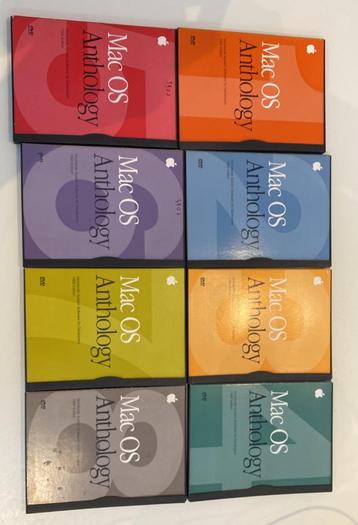 Original Collection of 8 DVD’s: The Mac OS Anthology 1999 Ed beschikbaar voor biedingen