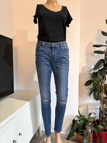 Skinny ripped jeans Esprit (W28 L32) NEW beschikbaar voor biedingen