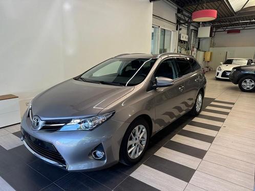 Toyota Auris TOYOTA AURIS BREAK BENZINE 1.3, Auto's, Toyota, Auris, ABS, Airbags, Airconditioning, Bluetooth, Boordcomputer, Centrale vergrendeling