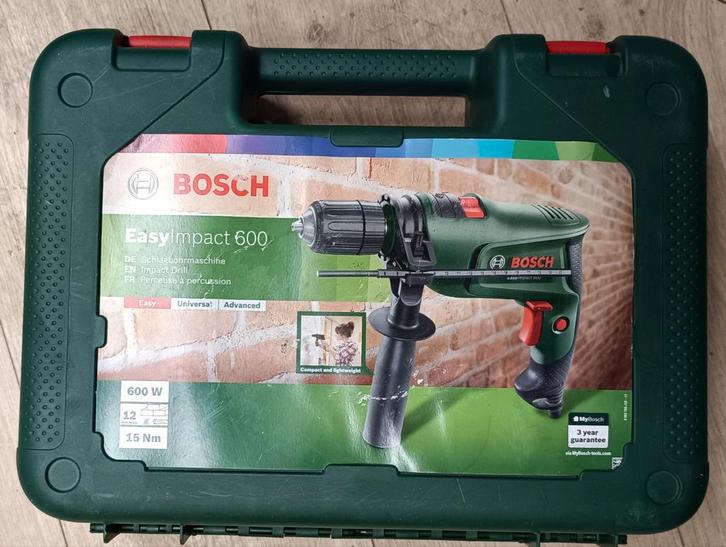 Perceuse à percussion Bosch EasyImpact 600 – Très bon état, Bricolage & Construction, Outillage | Foreuses, Perceuse, Enlèvement