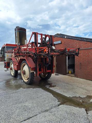 zelfrijder spuitmachine, Enlèvement ou Envoi, Utilisé, Autres marques