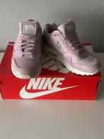 Nike air Max (maat 38) wit/roze, Ophalen, Zo goed als nieuw, Sneakers, Roze