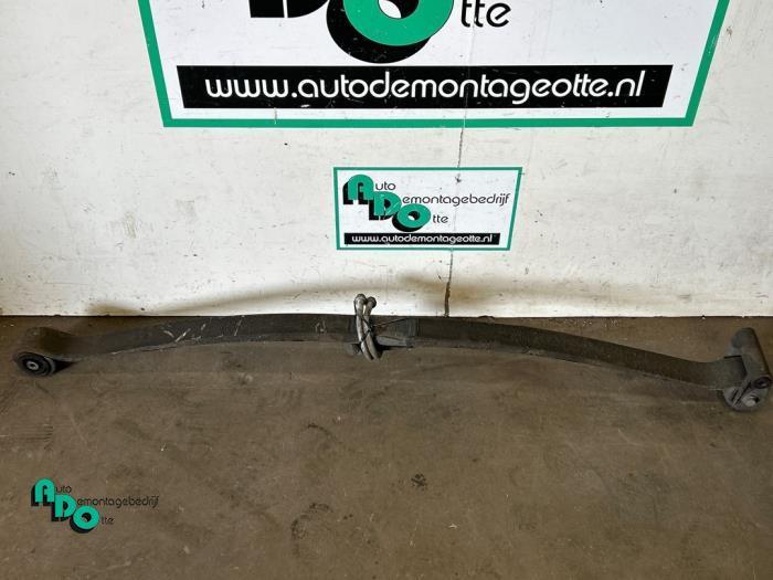 Bladveer achter van een Mercedes Sprinter (Sprinter 18-), Auto-onderdelen, Ophanging en Onderstel, Mercedes-Benz, Gebruikt, 3 maanden garantie