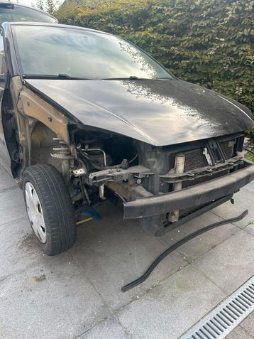 Volkswagen Polo 1.2 benzine voor ONDERDELEN beschikbaar voor biedingen
