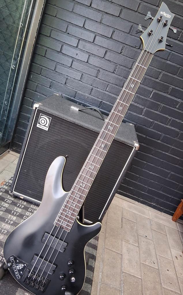 SCHECTER SLS Evil Twin-4 basgitaar !, Muziek en Instrumenten, Snaarinstrumenten | Gitaren | Bas, Zo goed als nieuw, Ophalen of Verzenden