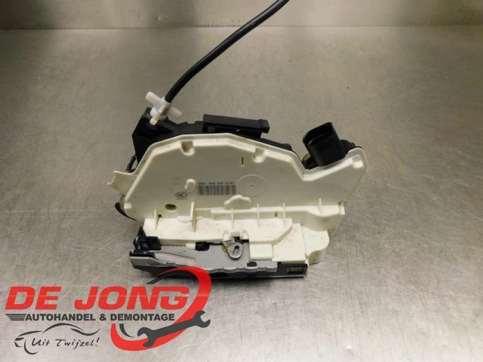 Deurslot Mechaniek 4Deurs links-achter van een Volkswagen Pa, Auto-onderdelen, Carrosserie, Volkswagen, Gebruikt, 3 maanden garantie