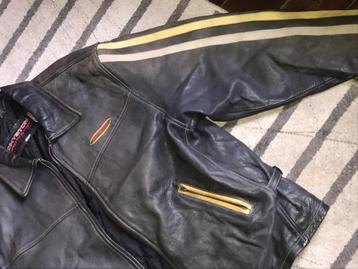 Lederen jas Chyston beschikbaar voor biedingen