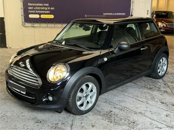 Mini Cooper // Benzine // Airco beschikbaar voor biedingen