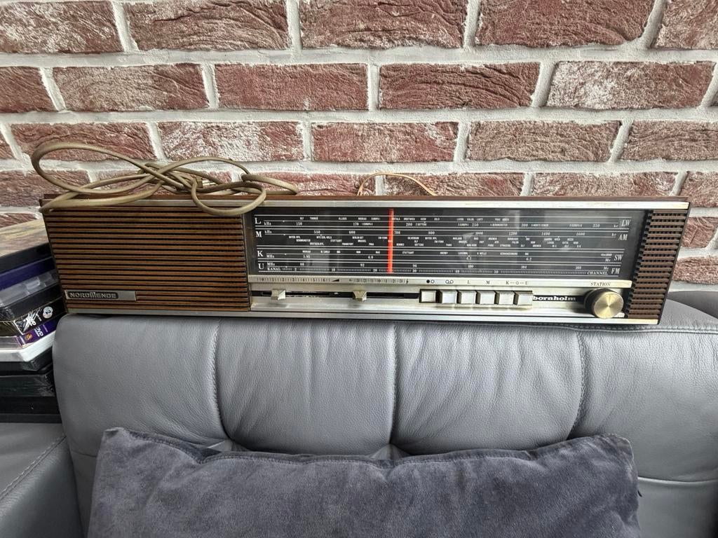 Vintage radio Nordmende, Ophalen