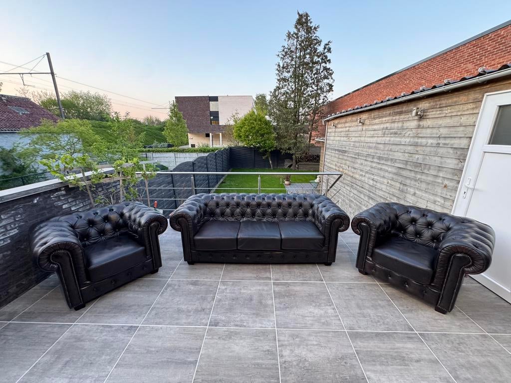 Prachtige bruine lederen chesterfied salon, Huis en Inrichting, Ophalen, Zo goed als nieuw, Leer