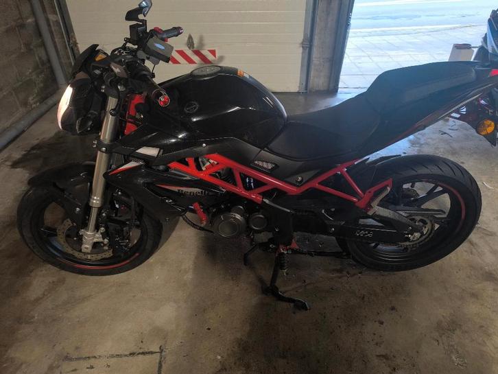 Benelli BN 125cc, Motoren, Motoren | Benelli, Particulier, Overig, 12 t/m 35 kW, 1 cilinder, Minimaal motorrijbewijs A1, LED Verlichting