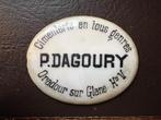 Enseigne publicitaire en pierre P Dagoury, Oradour Sur Glane, Enlèvement