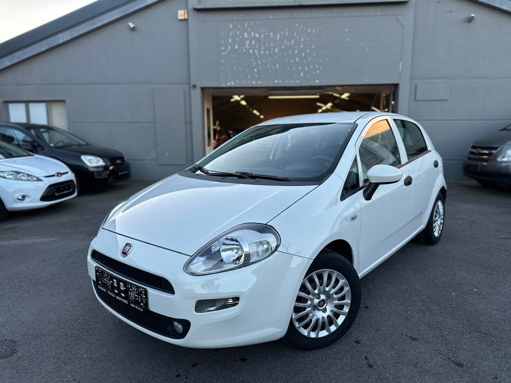 Fiat Punto 1.2i | Airco | Weinig km | Euro6b | GARANTIE |, Auto's, Fiat, Bedrijf, Te koop, Punto, Airconditioning, Bluetooth, Centrale vergrendeling