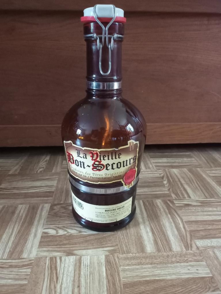 Bouteille décorative la vieille bon secours, Collections, Marques de bière, Enlèvement ou Envoi