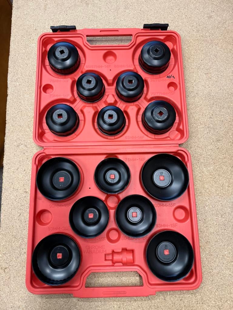 Oliesleutels kist, Ophalen of Verzenden, Gebruikt